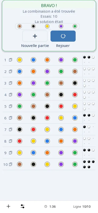 Fin d’une partie gagnée de Codebreaker Master sur téléphone, thème clair : une fenêtre annonce que la combinaison a été trouvée, montre le code, le nombre d’essais et un bouton Nouvelle partie, devant la grille des essais.